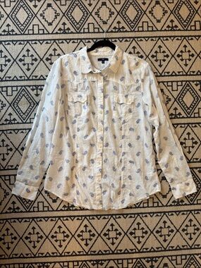 GAP White Button-Down Shirt with Blue Floral Motif